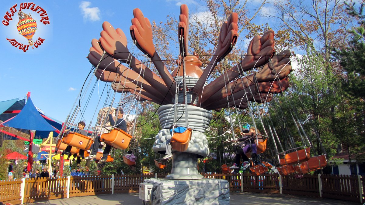 Taz Tornado Swings At Six Flags Great Adventure